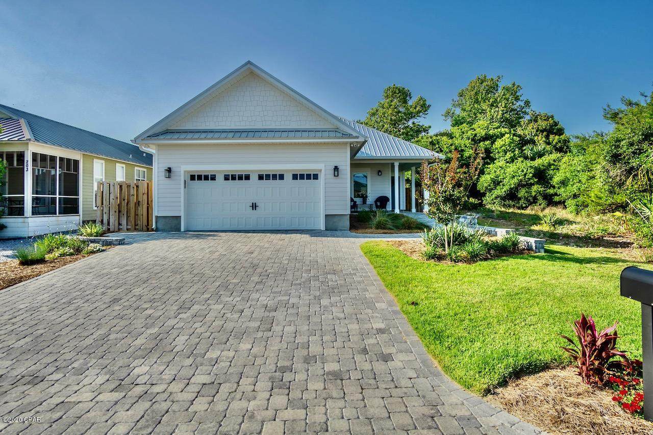 205 Le Grand Drive - Photo 1 205 Le Grand Drive - Photo 1