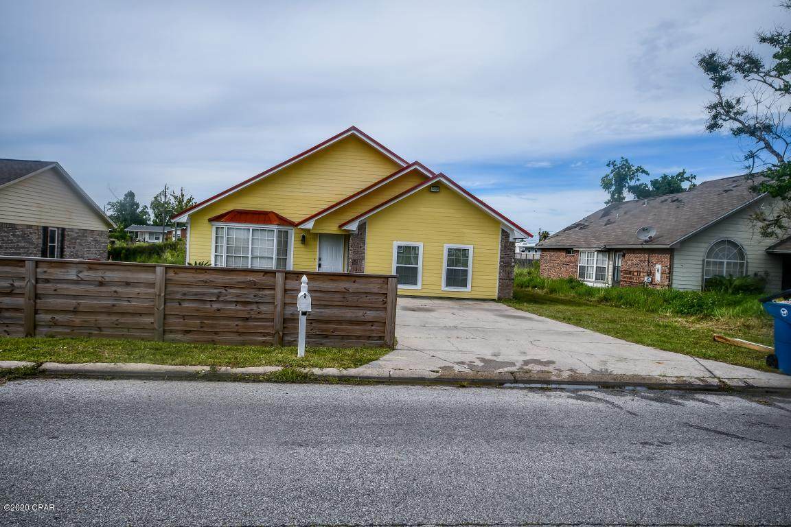 1318 Stephen Drive - Photo 1