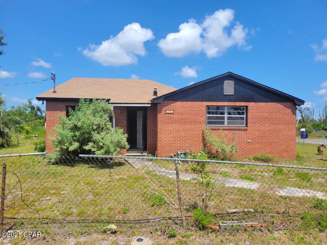 802 College Avenue - Photo 1