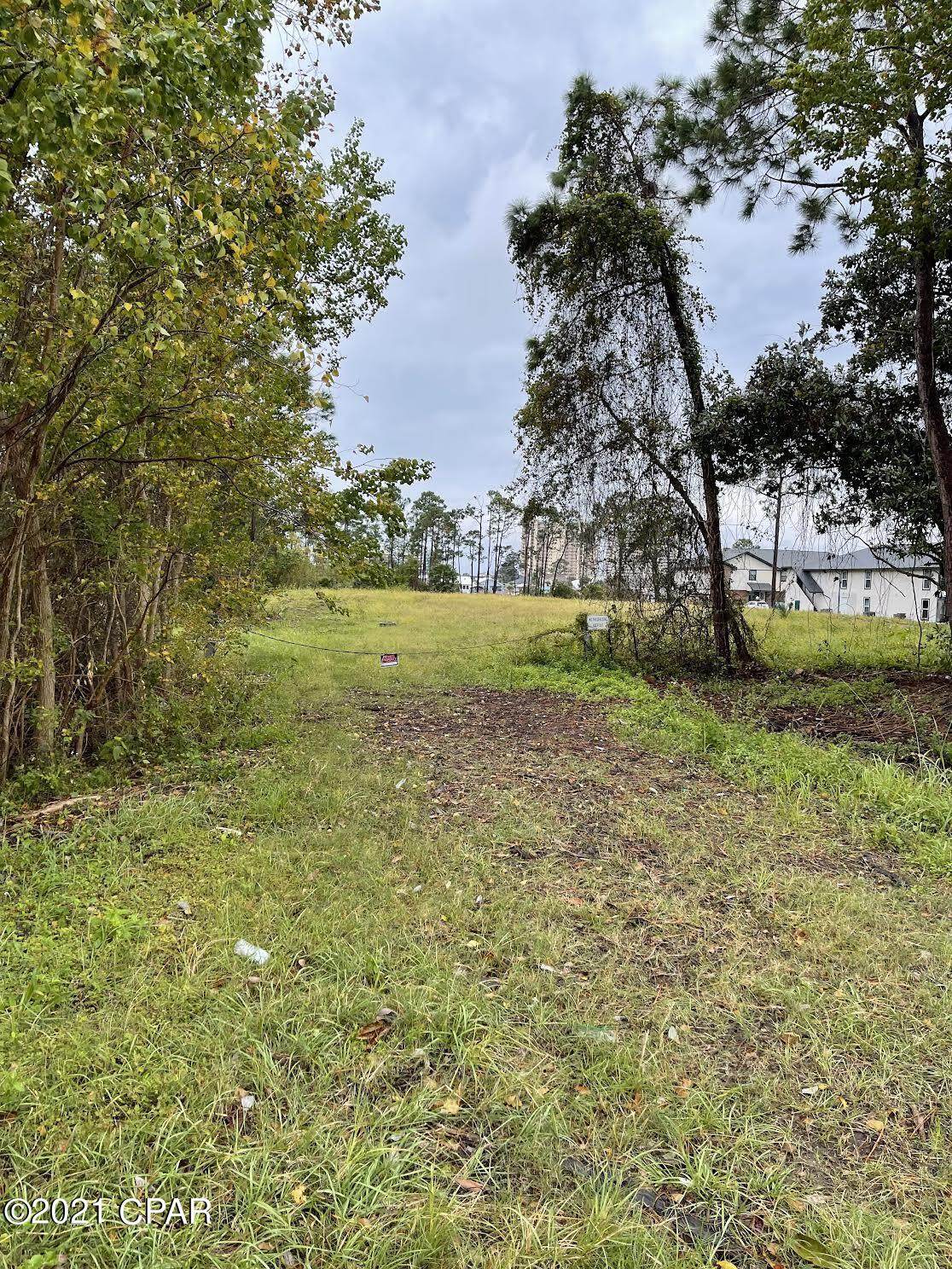 7801 Lagoon Drive - Photo 1