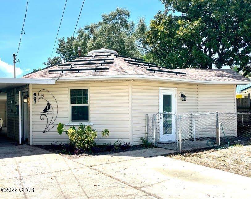 607 Wisteria Street Street - Photo 1