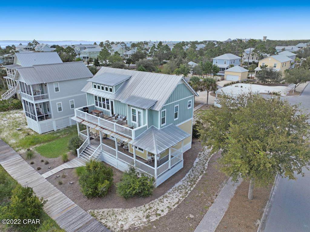 102 Goldfish Court - Photo 1