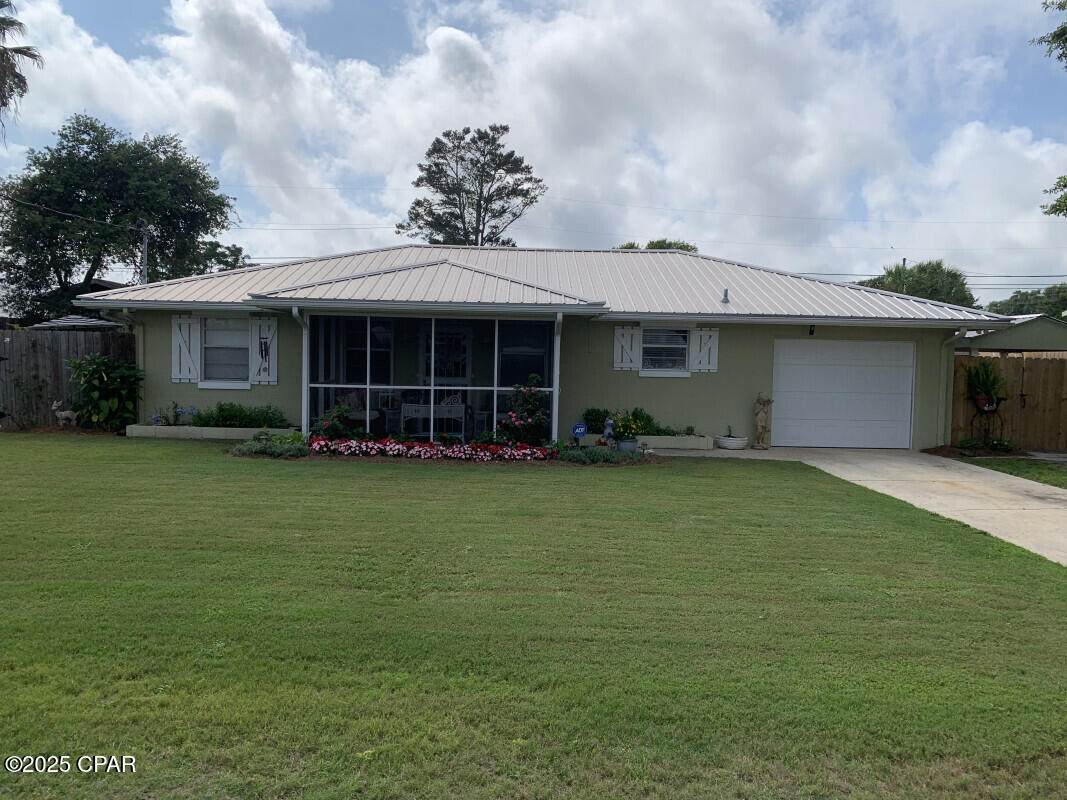 313 Jasmine Place - Photo 1