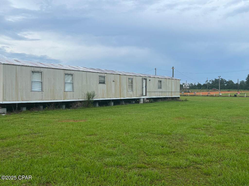 195 Timberlane Road - Photo 1