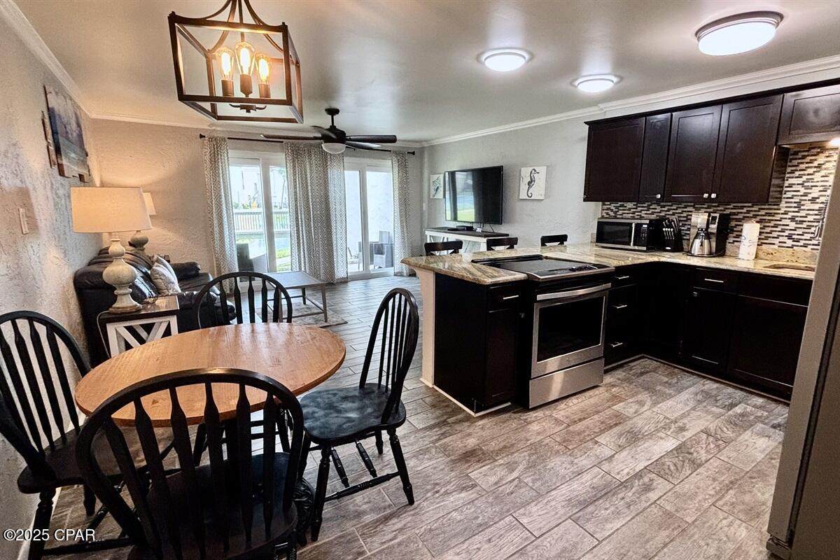 8727 Thomas Drive - Photo 1