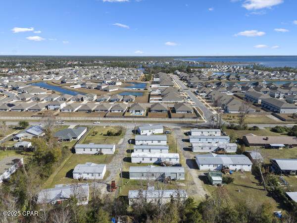 1038 Berthe Avenue - Photo 1