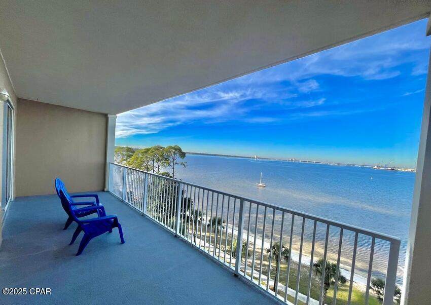 2400 Grandiflora Boulevard - Photo 1
