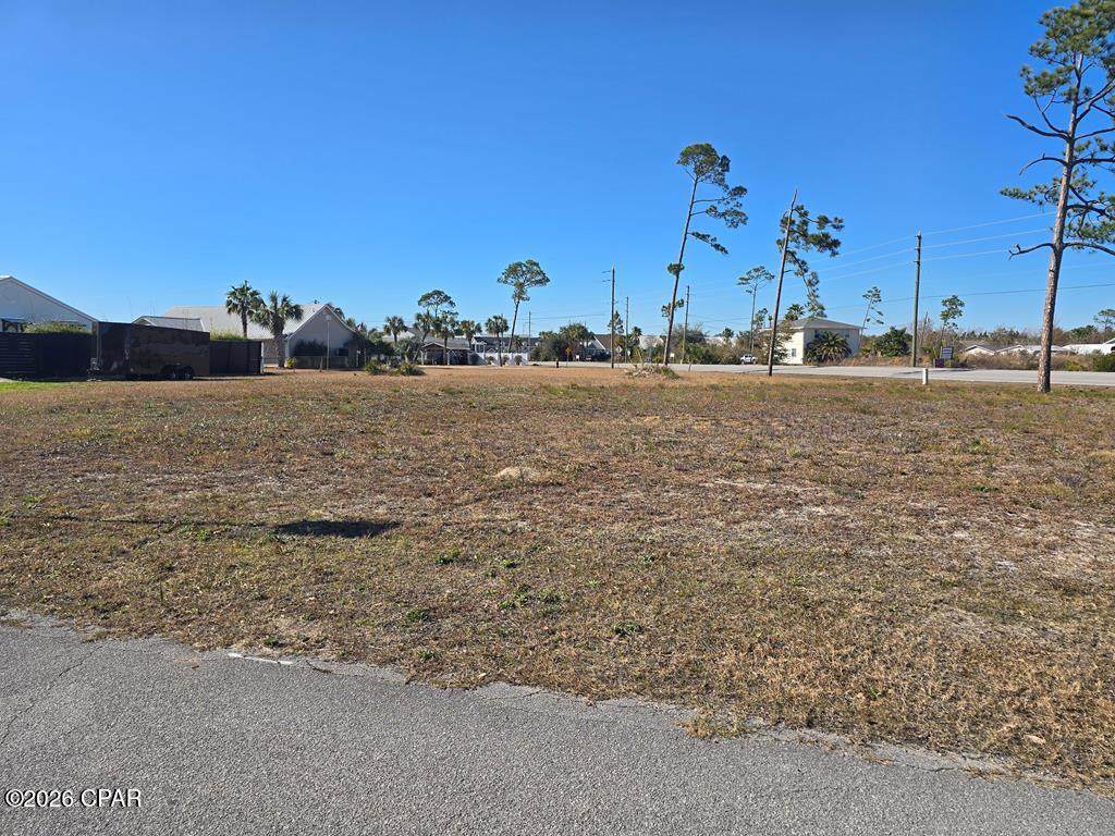 425 California Avenue - Photo 1