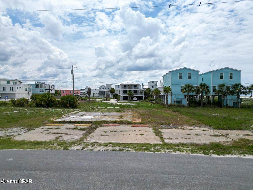 119 42nd Street - Photo 1