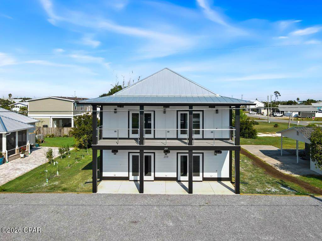 209 Carolina Drive - Photo 1