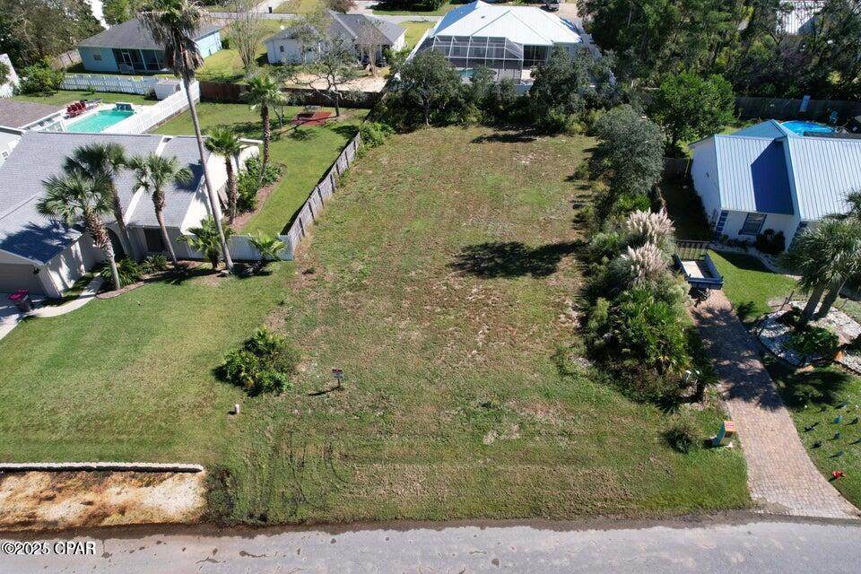 21129 Lakeview Drive - Photo 1