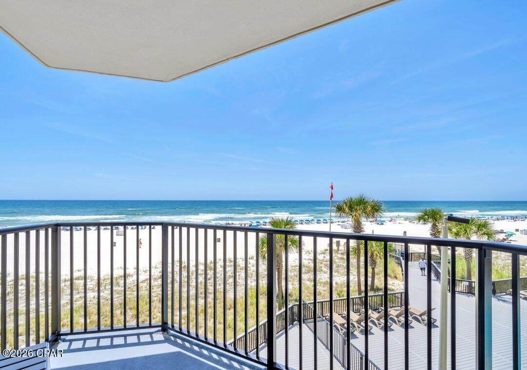 9850 Thomas Drive - Photo 1