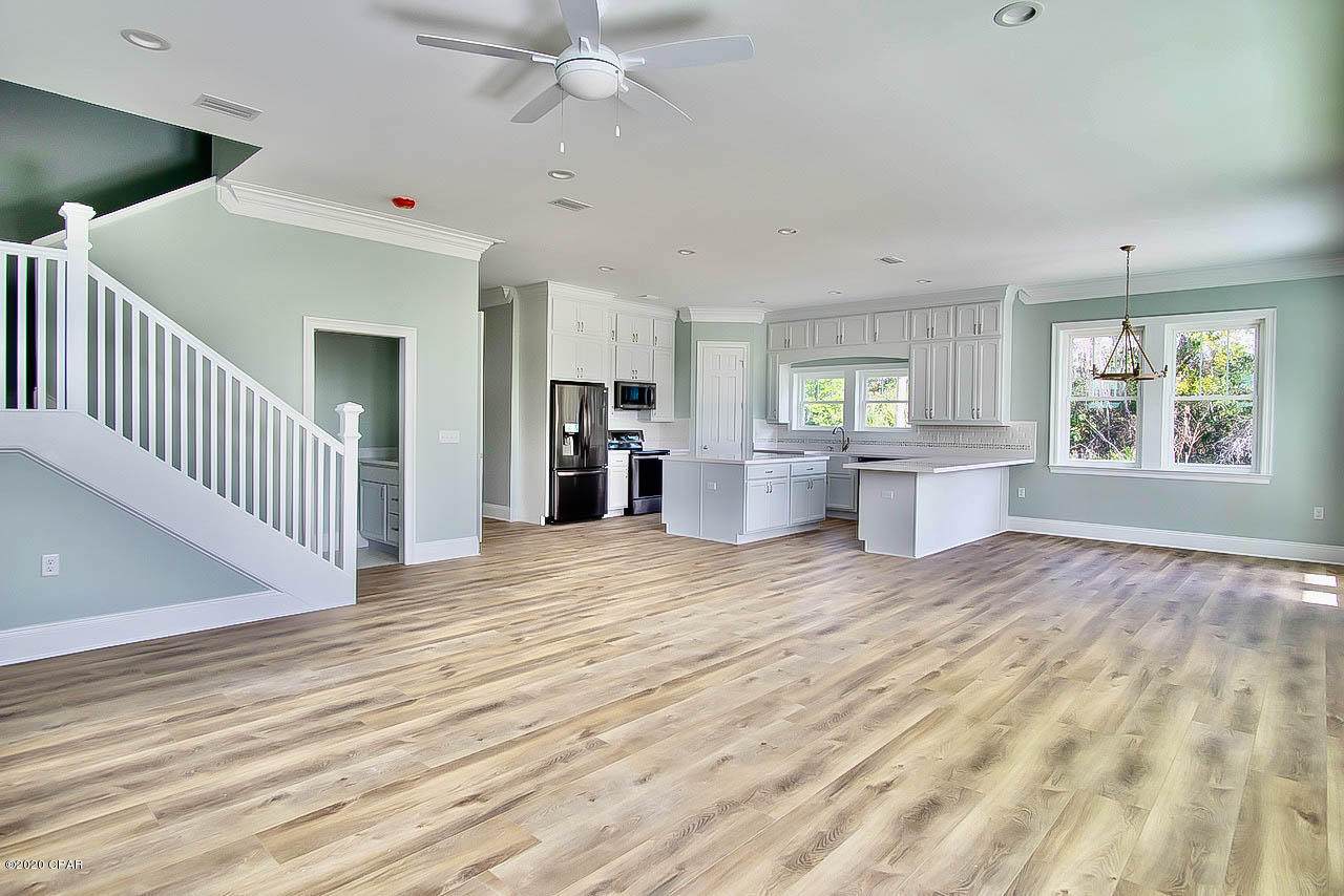 101 Smugglers Cove Court - Photo 1
