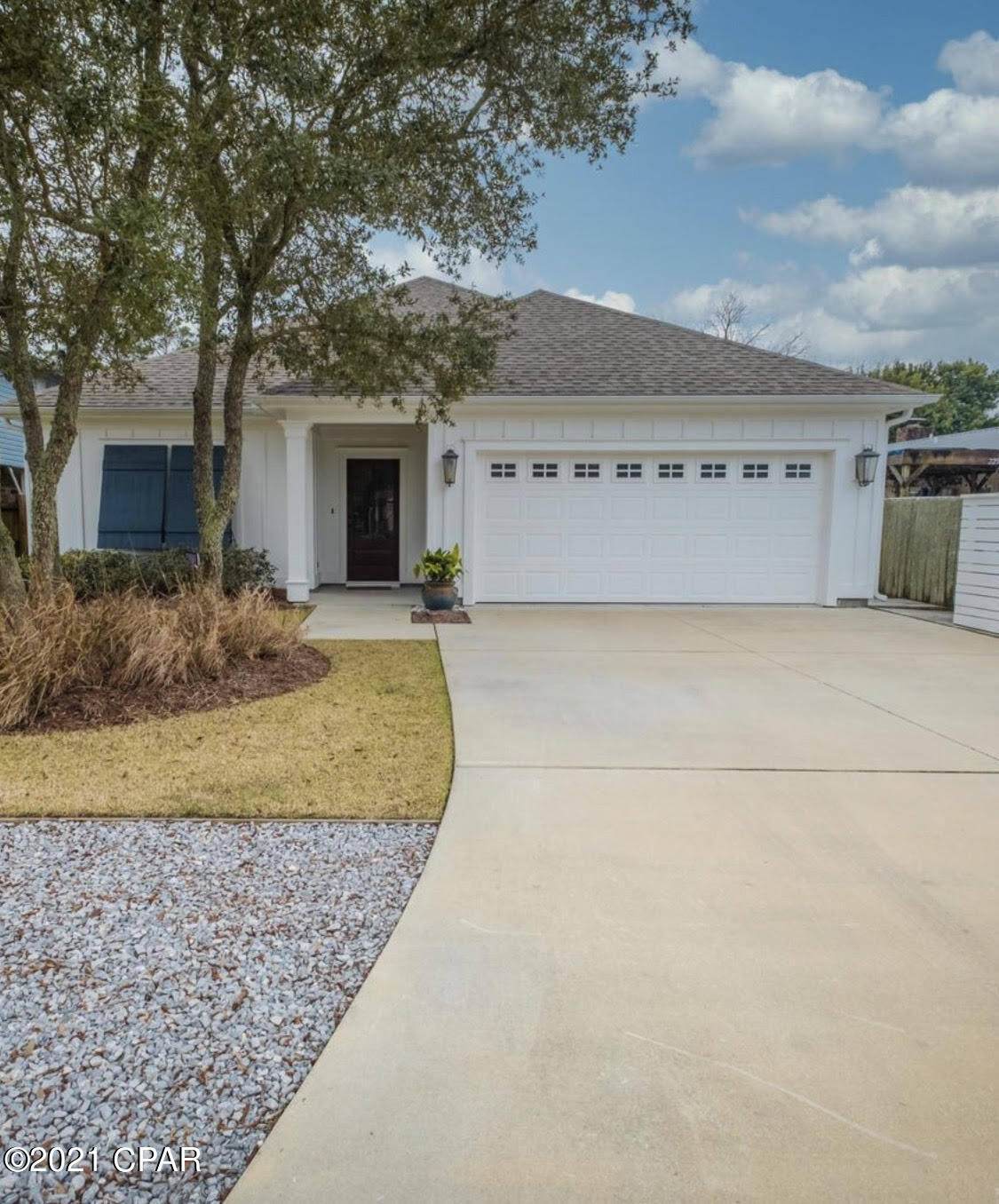 22517 Coral Avenue - Photo 1