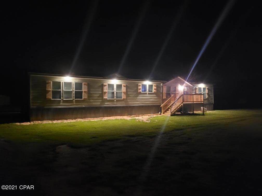 902 Banfill Avenue - Photo 1