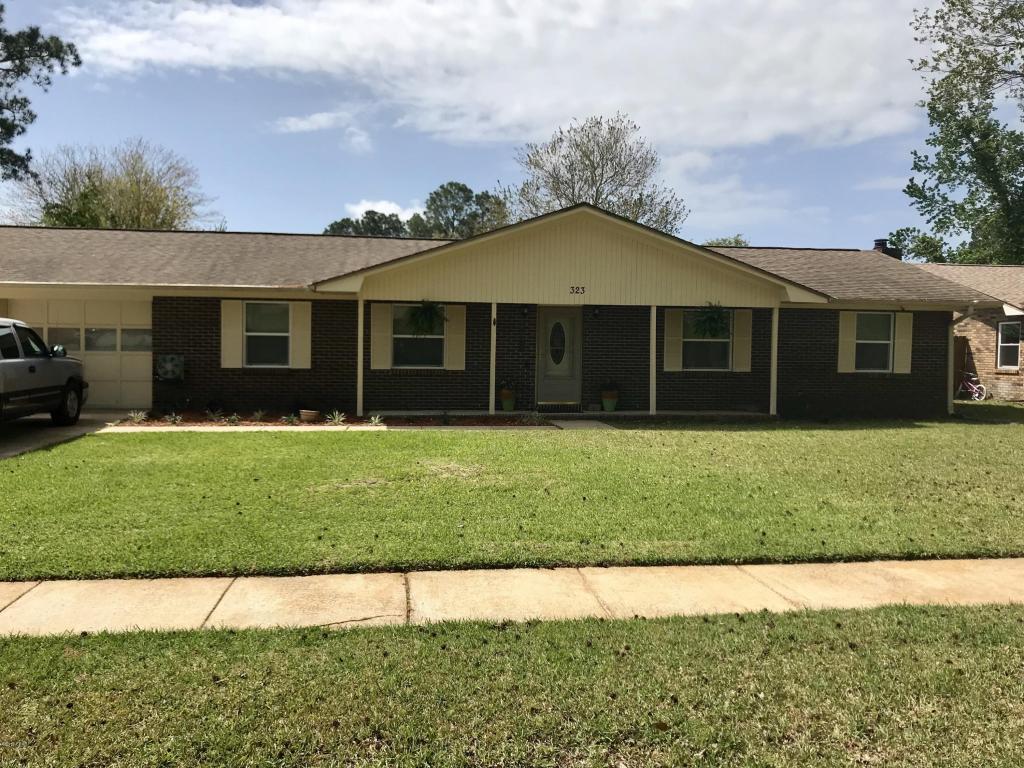 323 Alexander Drive - Photo 1