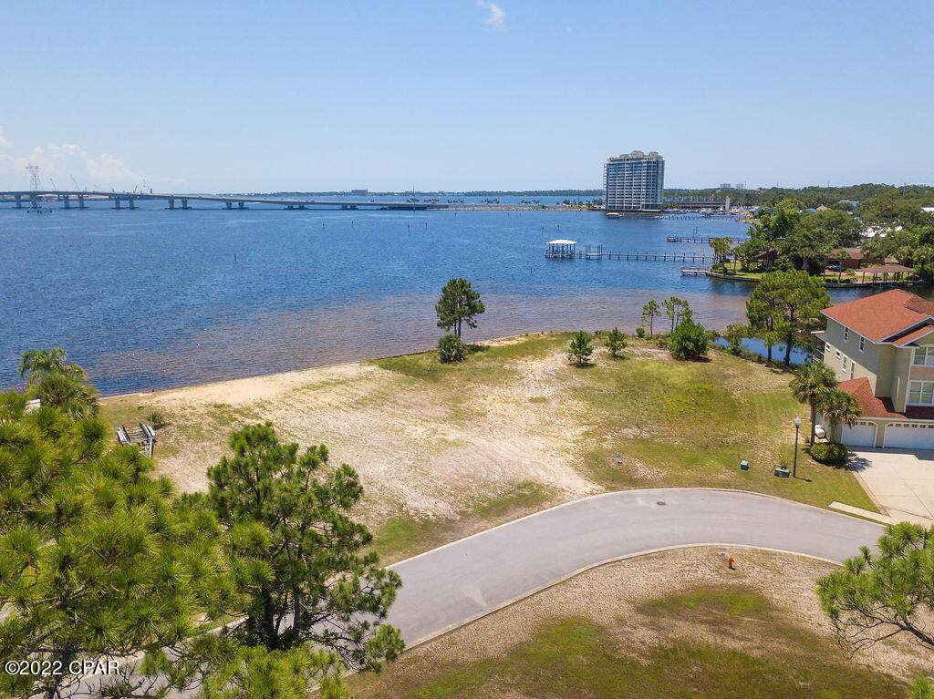 6421 Dolphin Shores Drive - Photo 1