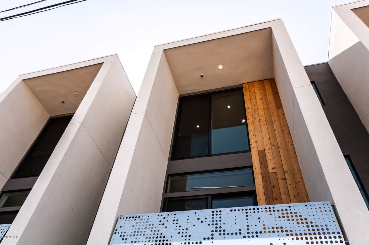 15 Kensington Avenue - Photo 1