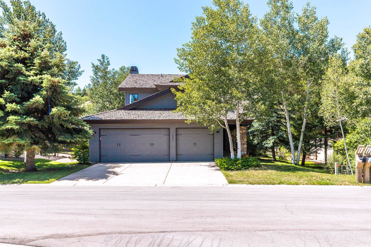 1648 Silver Springs Road - Photo 1