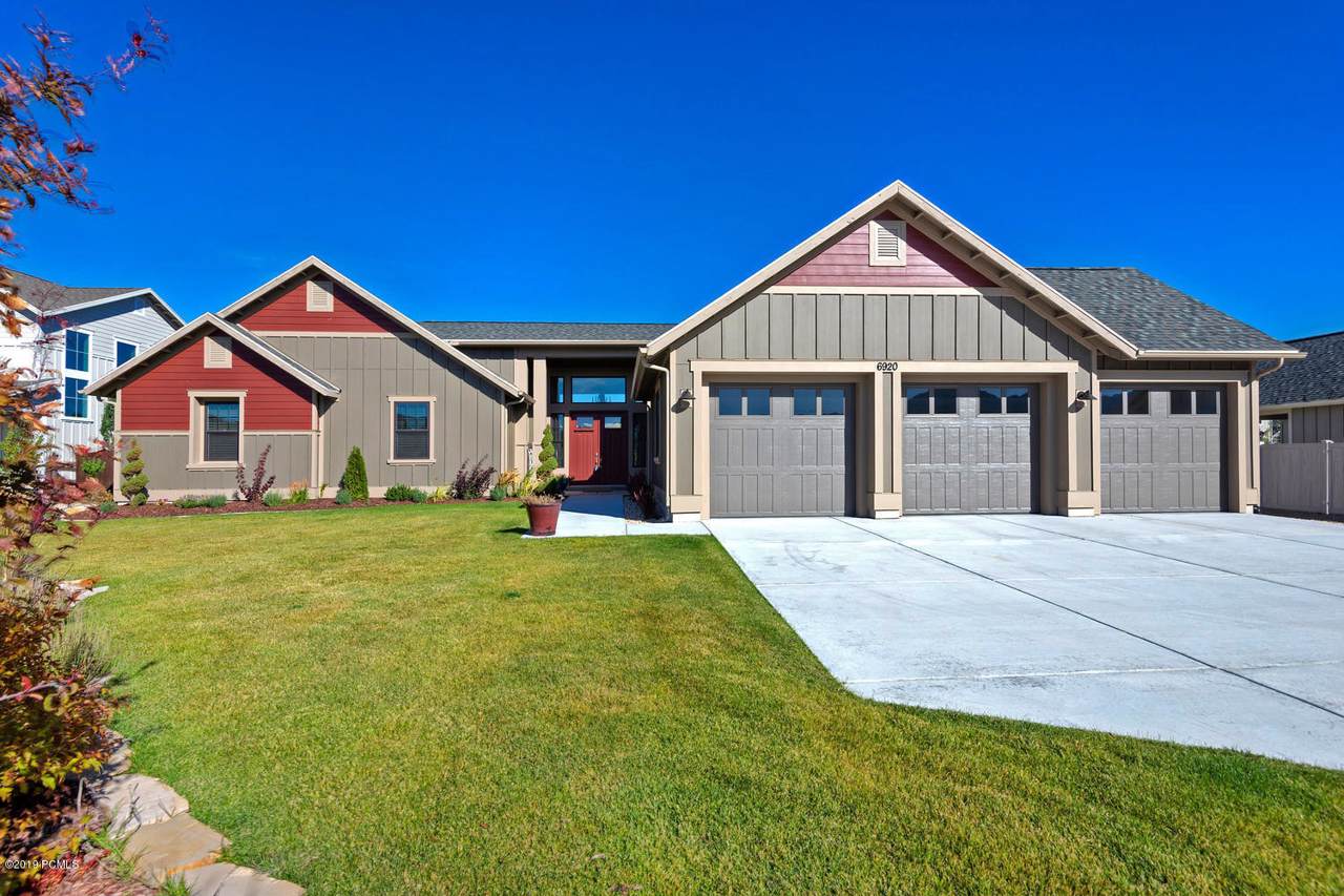 6920 Greenfield Drive - Photo 1