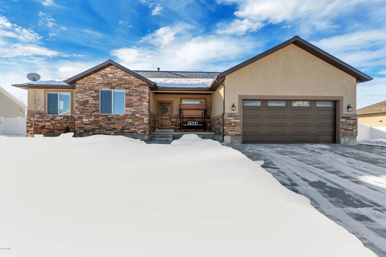 1154 2810 South - Photo 1