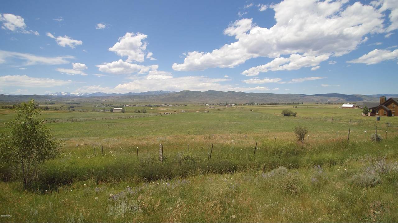 2035 Splendor Valley Road - Photo 1