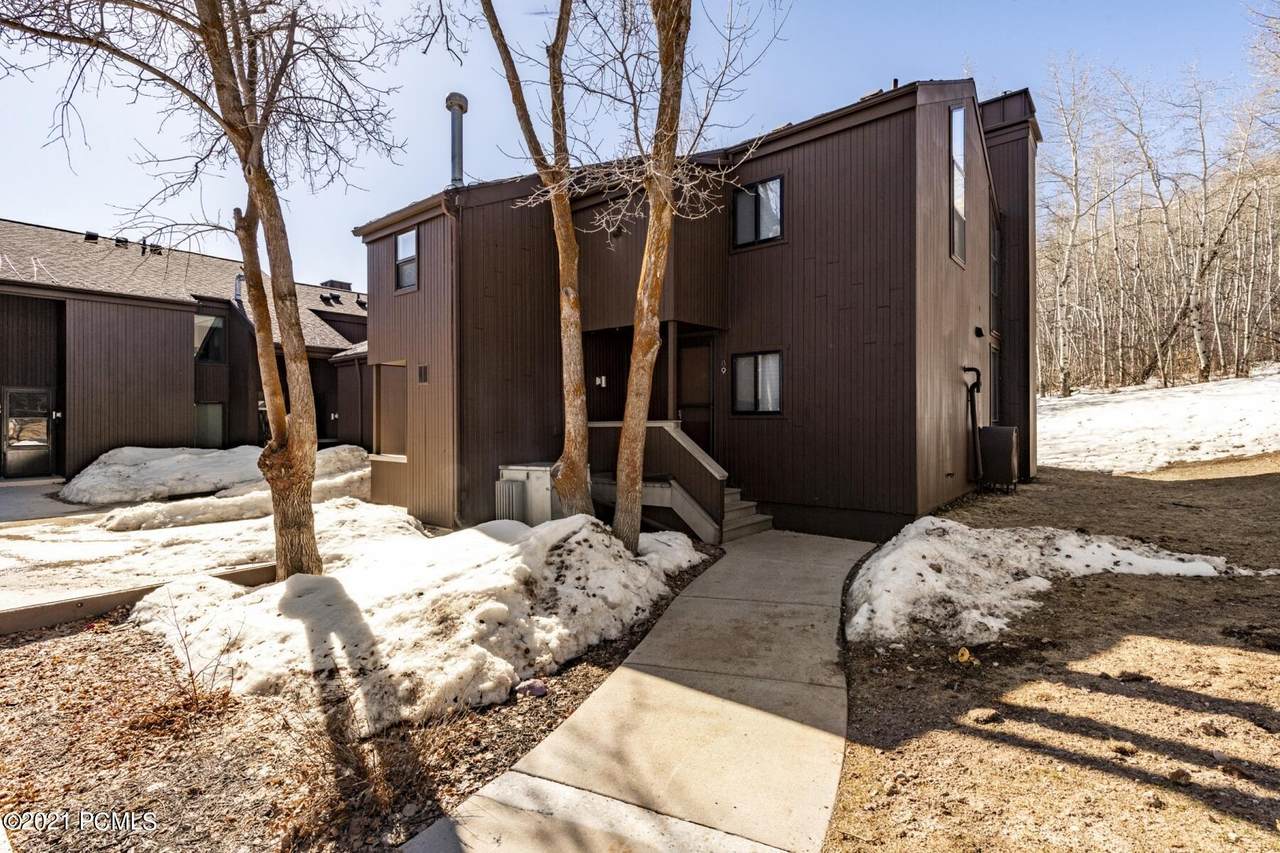 1561 Three Kings Drive - Photo 1
