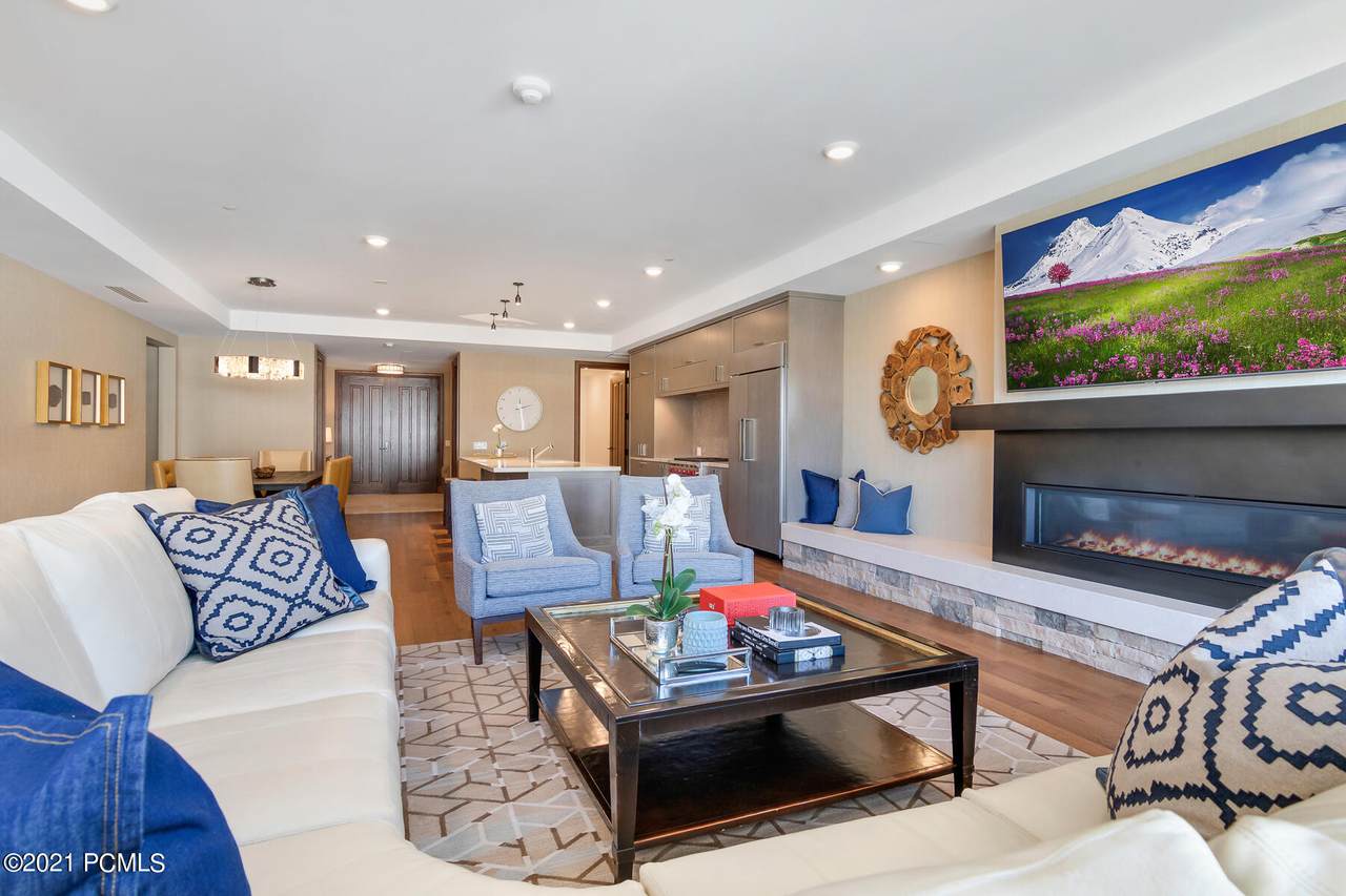 2290 Deer Valley Drive - Photo 1