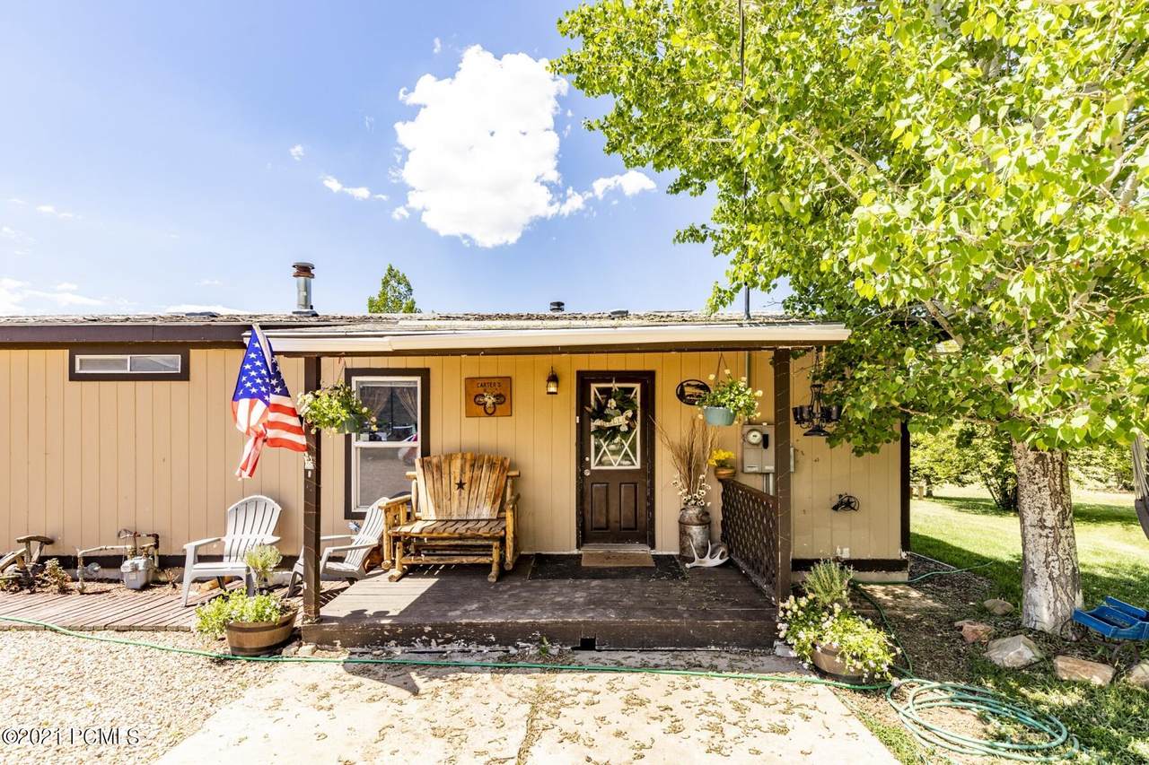 413 State Road 35 - Photo 1