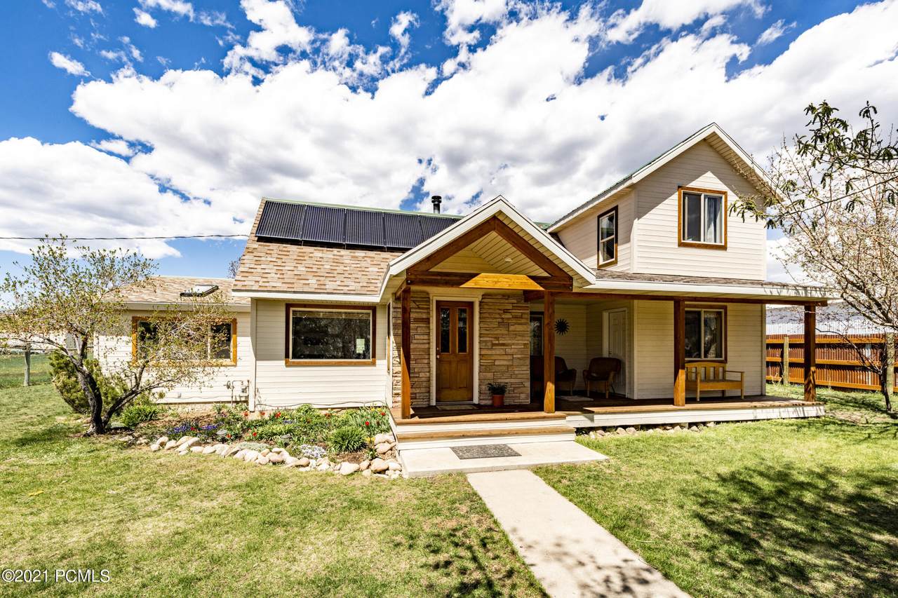 1112 Cow Alley - Photo 1