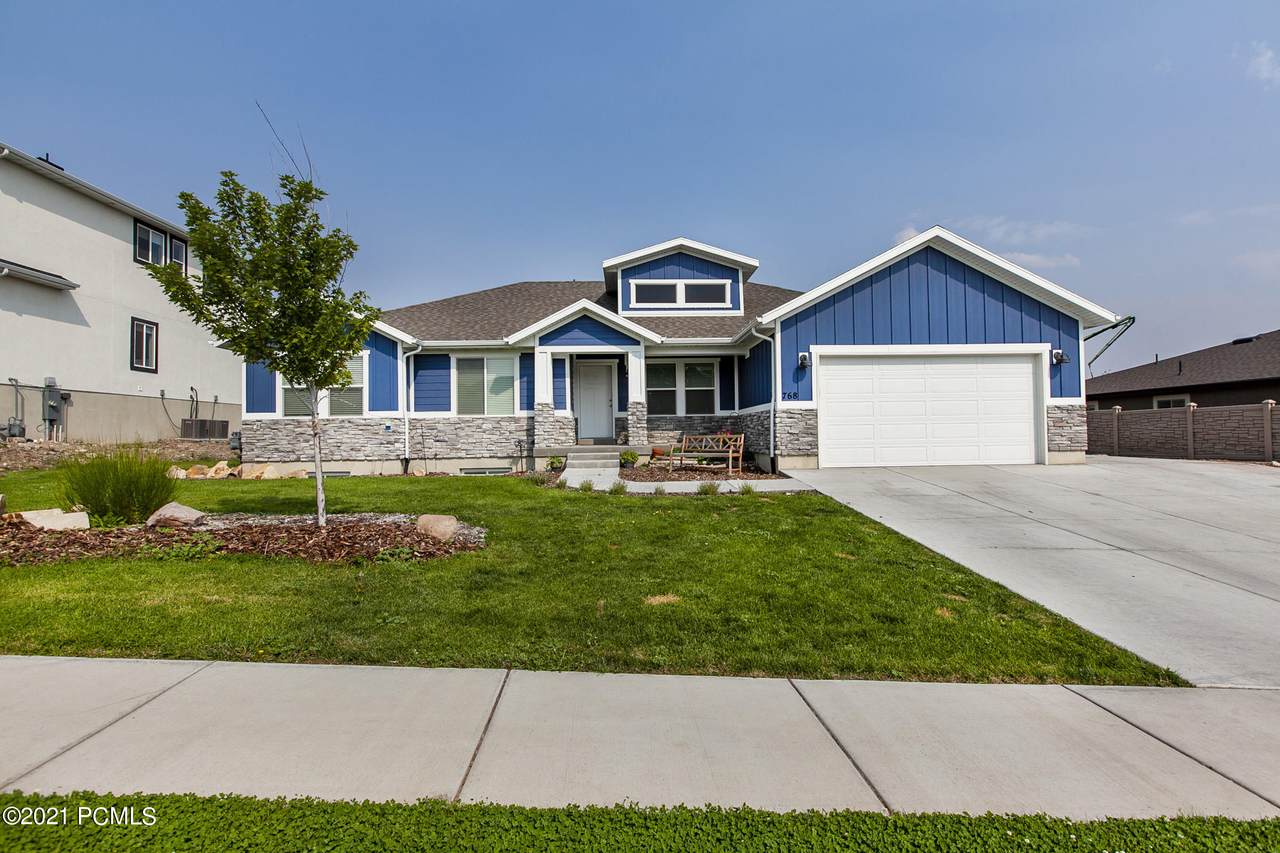 768 Rolling Hills Drive - Photo 1