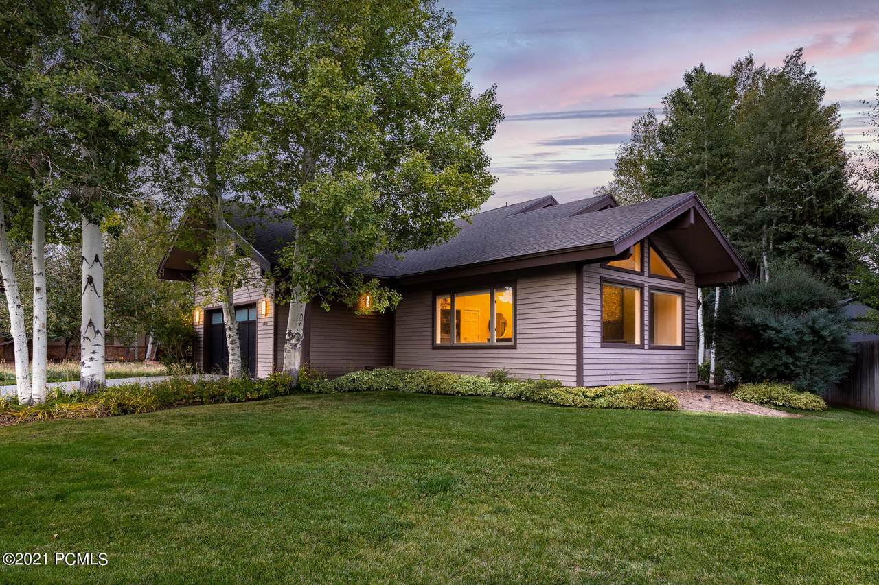 2880 Lucky John Drive - Photo 1