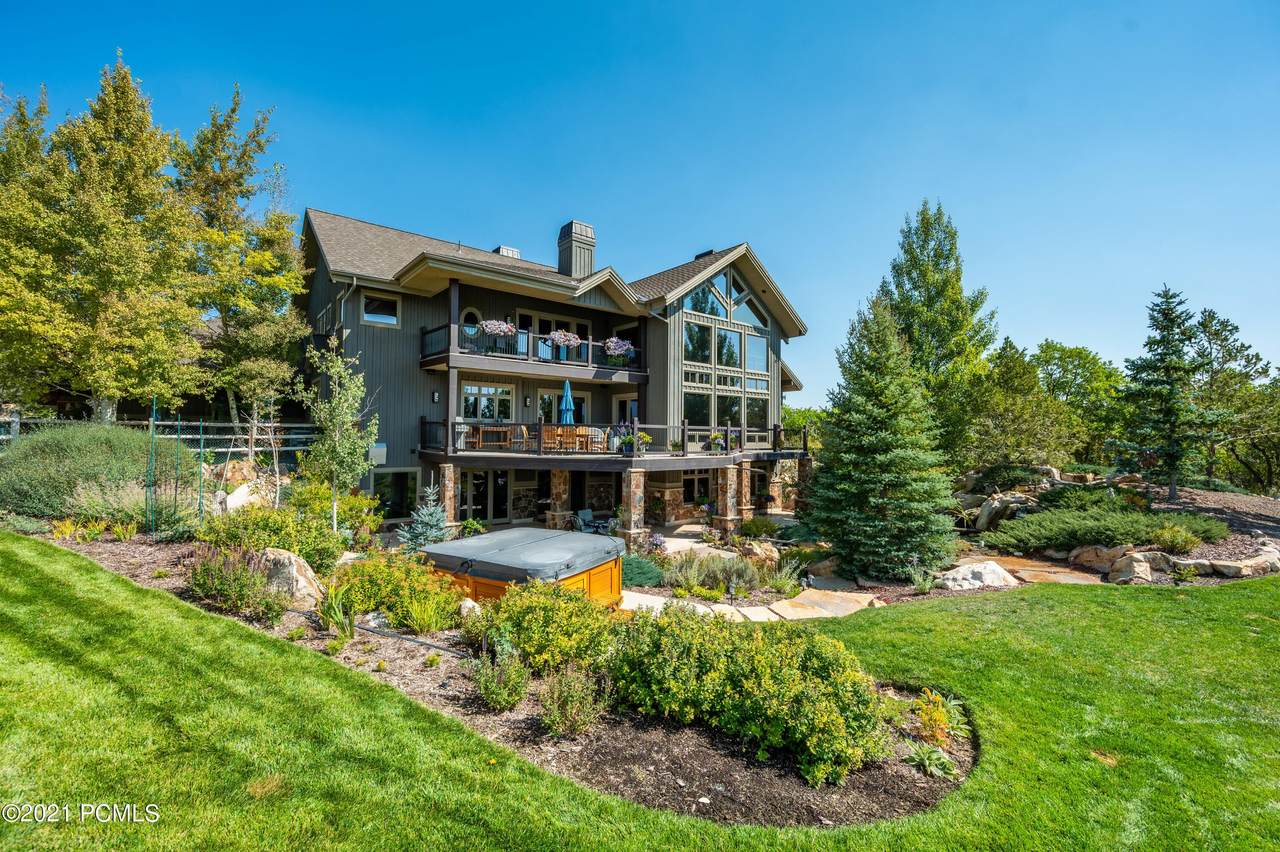 111 Goshawk Ridge Road - Photo 1