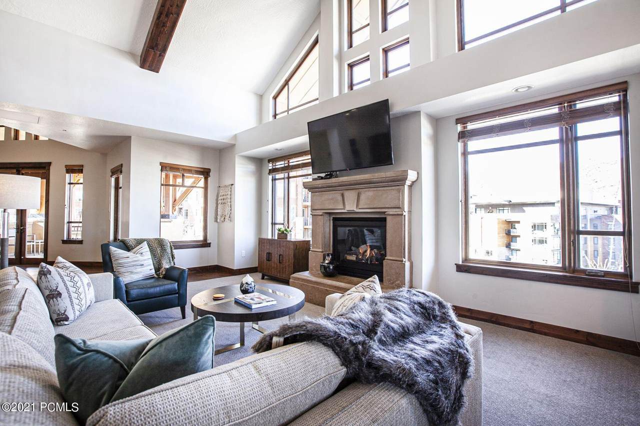 3558 Escala Court - Photo 1