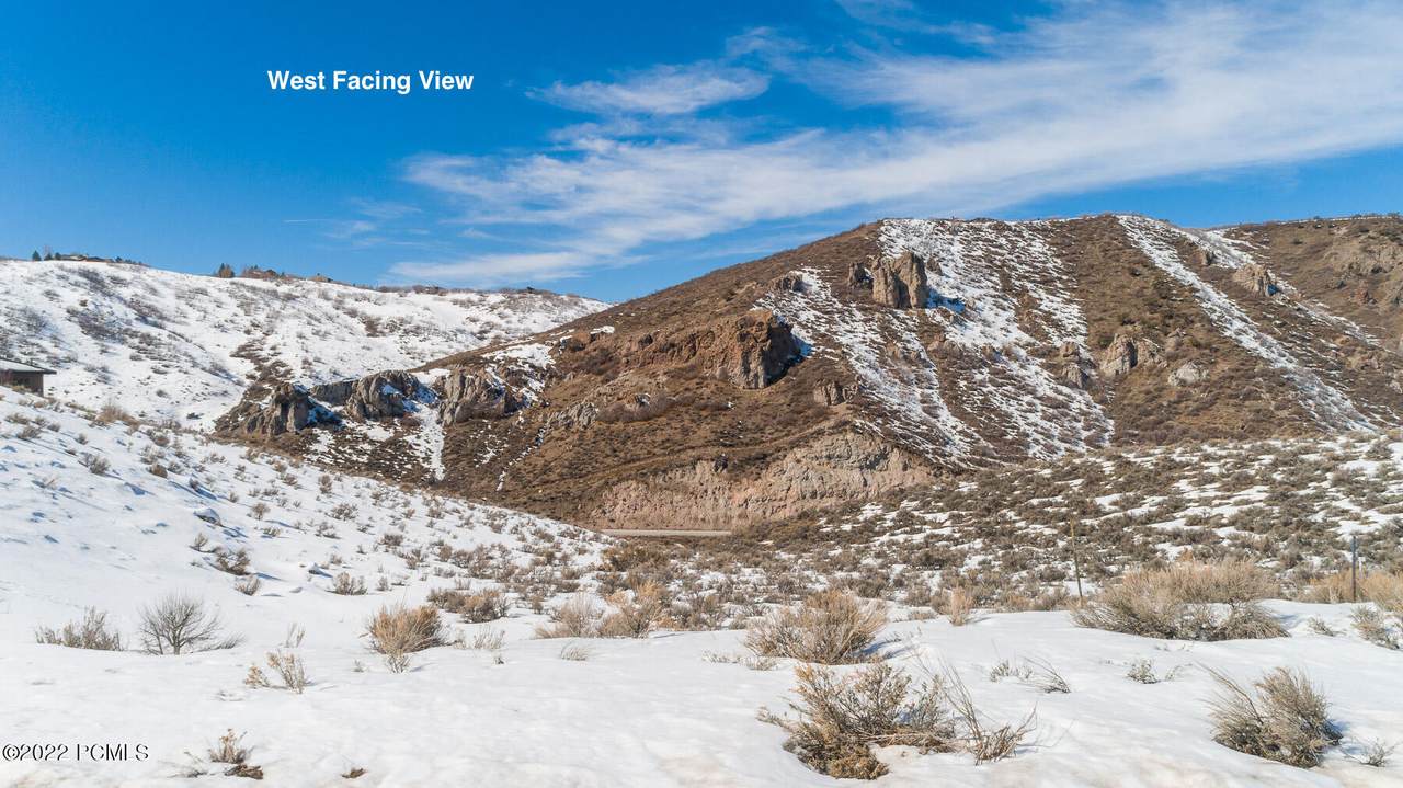 1007 Canyon Gate Road - Photo 1