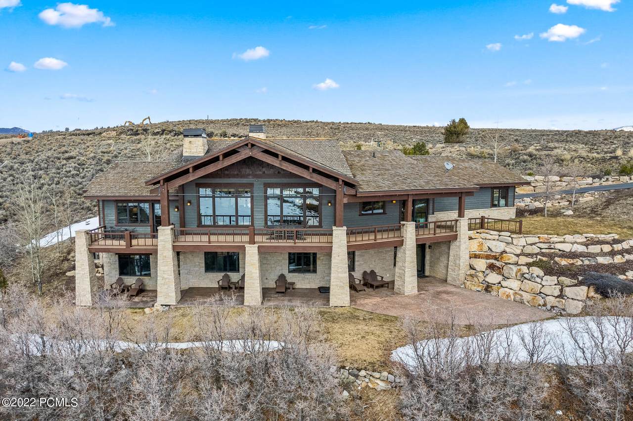 3520 Ridgeway Drive - Photo 1