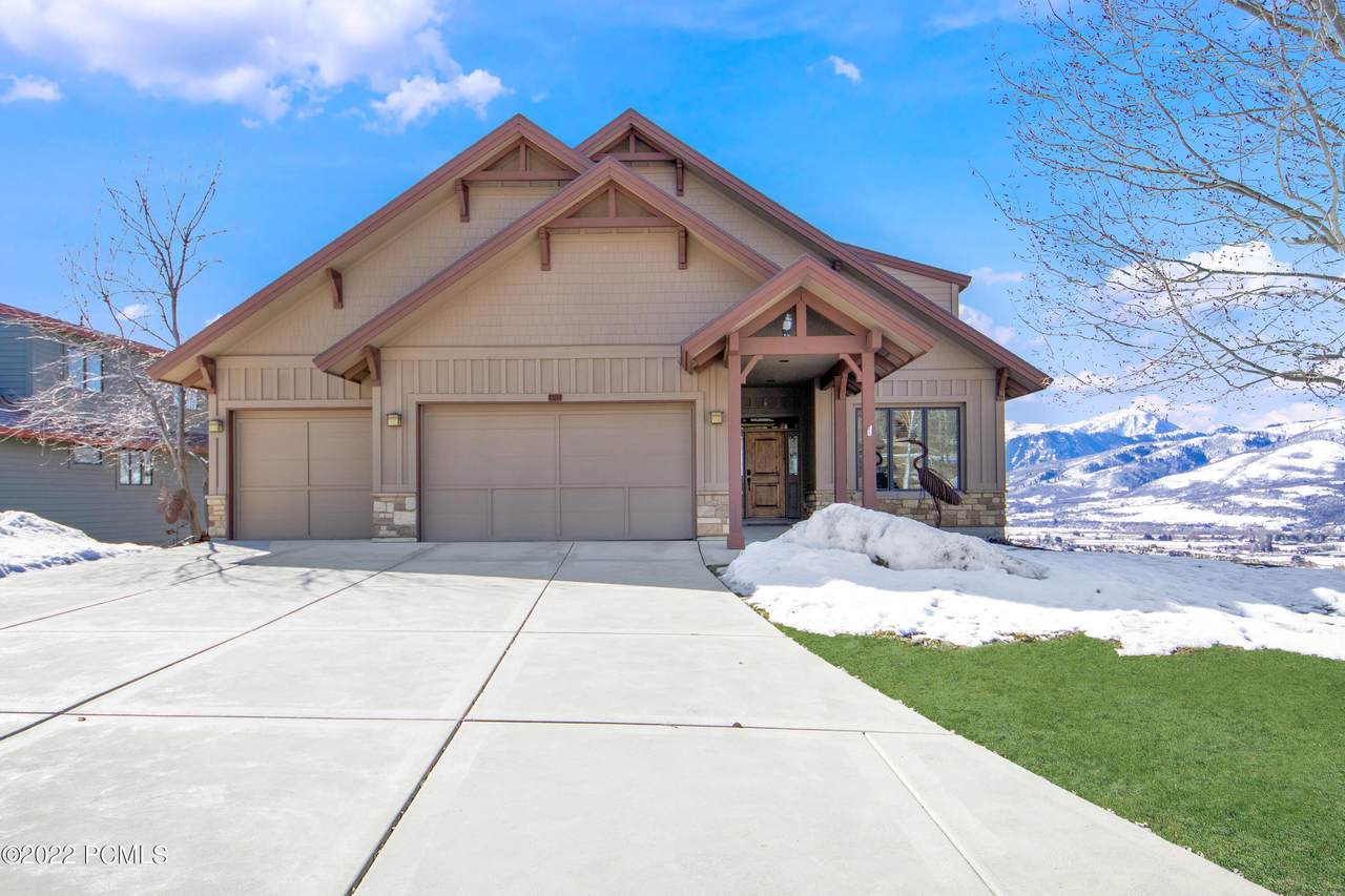6042 Big Horn Parkway - Photo 1