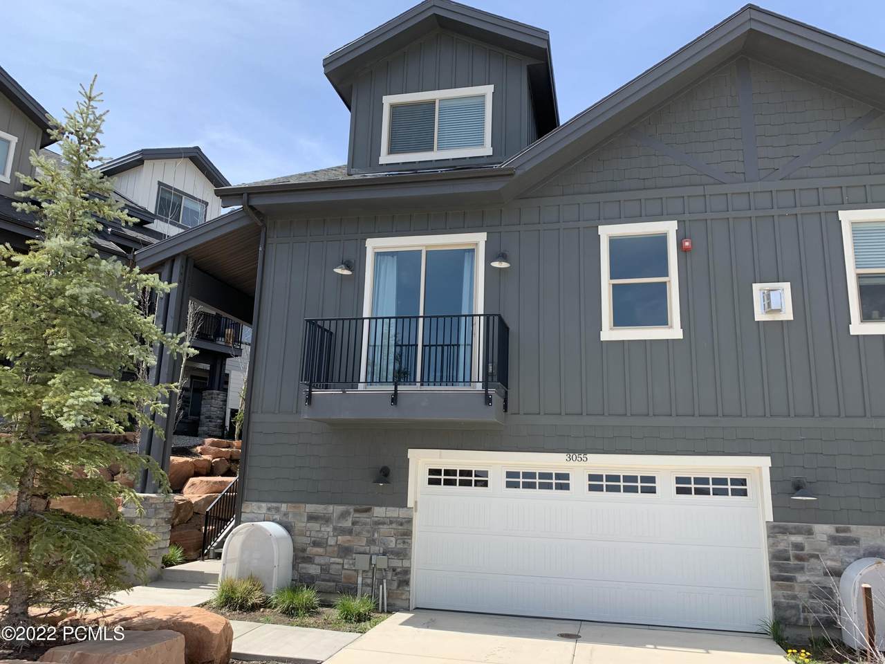 3055 Cedar Drive - Photo 1