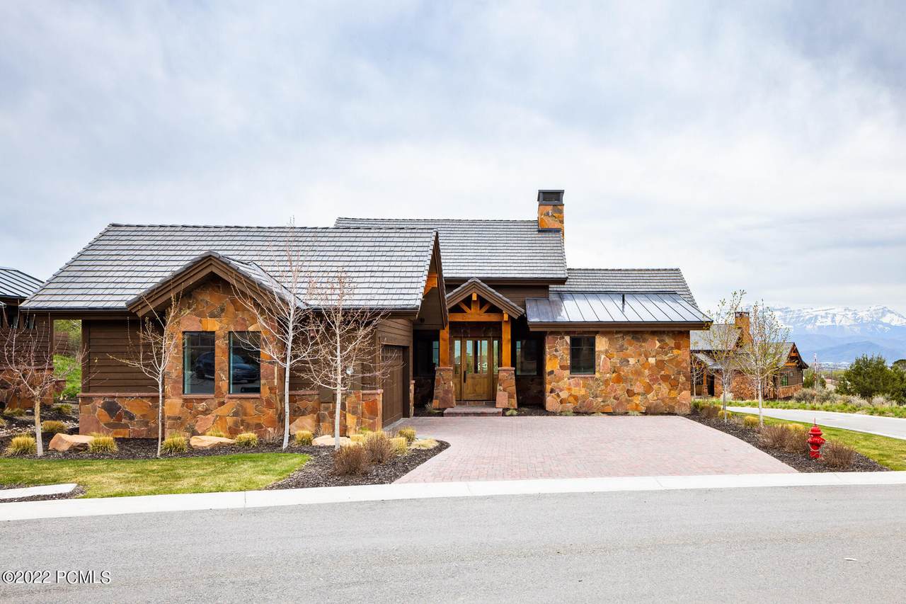 74 Club Cabins Way - Photo 1