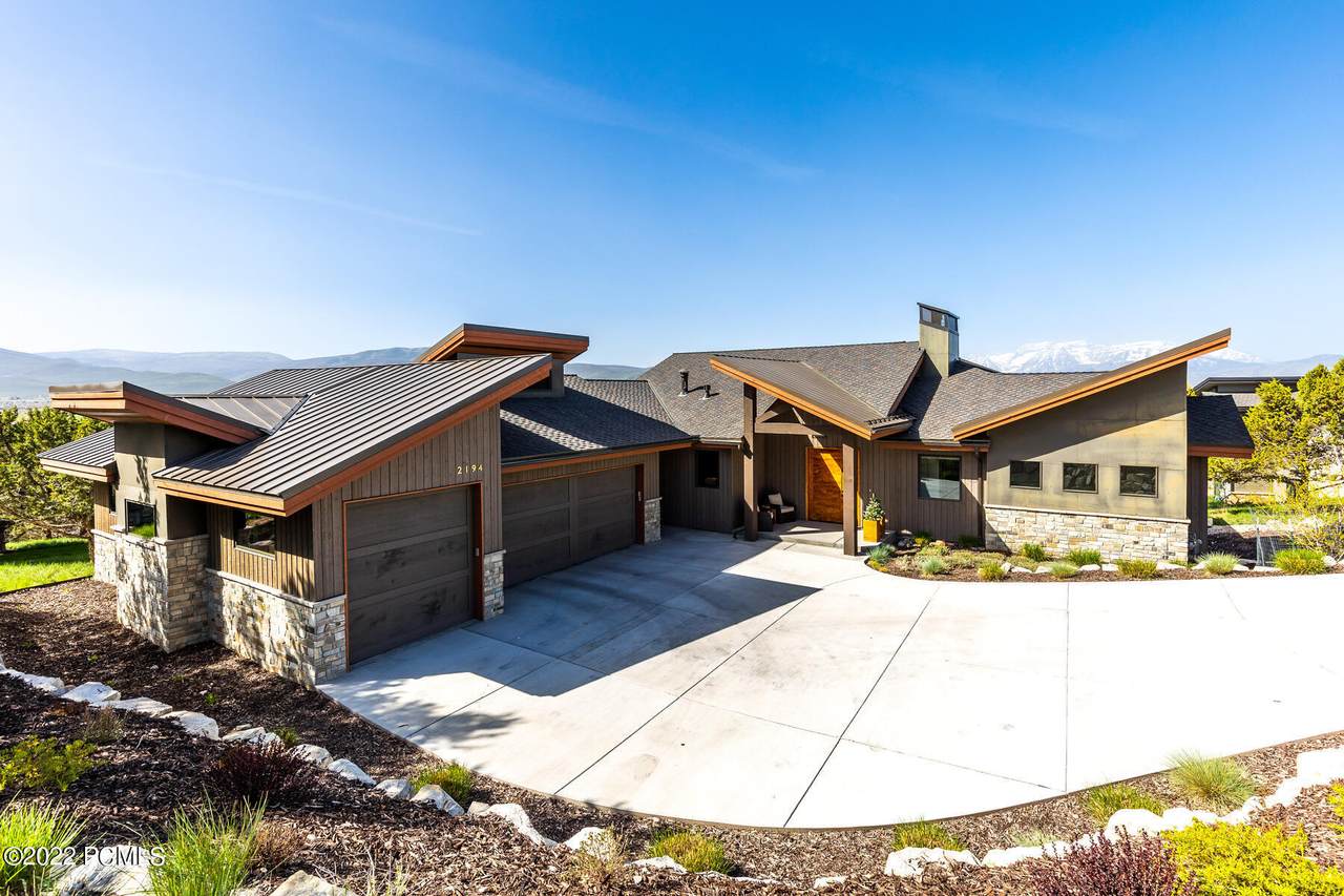 2194 Signal Peak Court - Photo 1