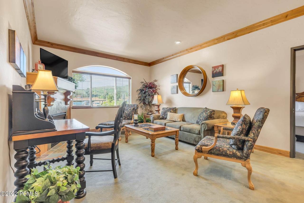 840 Bigler Lane - Photo 1