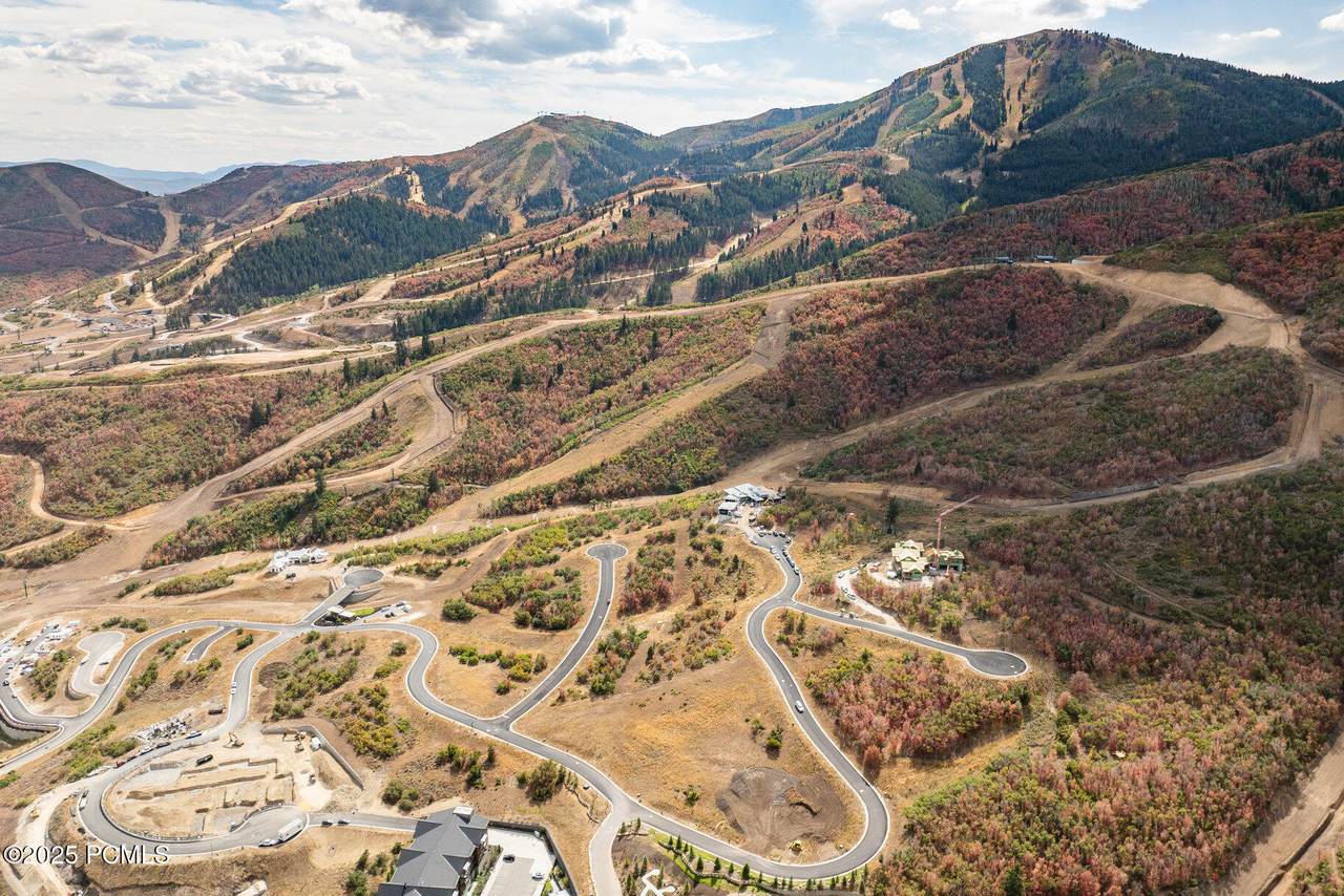 https://bt-photos.global.ssl.fastly.net/parkcity/1280_boomver_1_12400776-2.jpg
