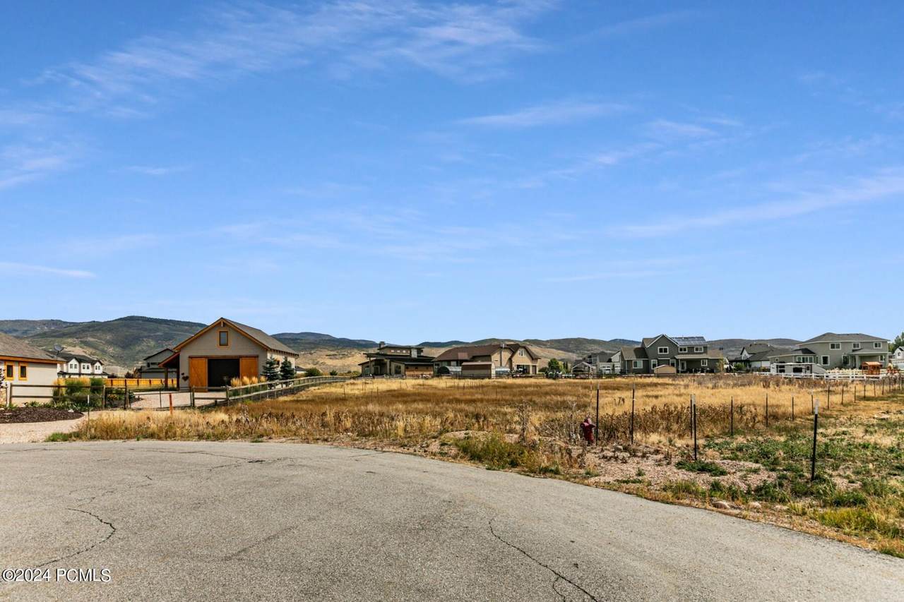 1501 Uinta View Circle - Photo 1