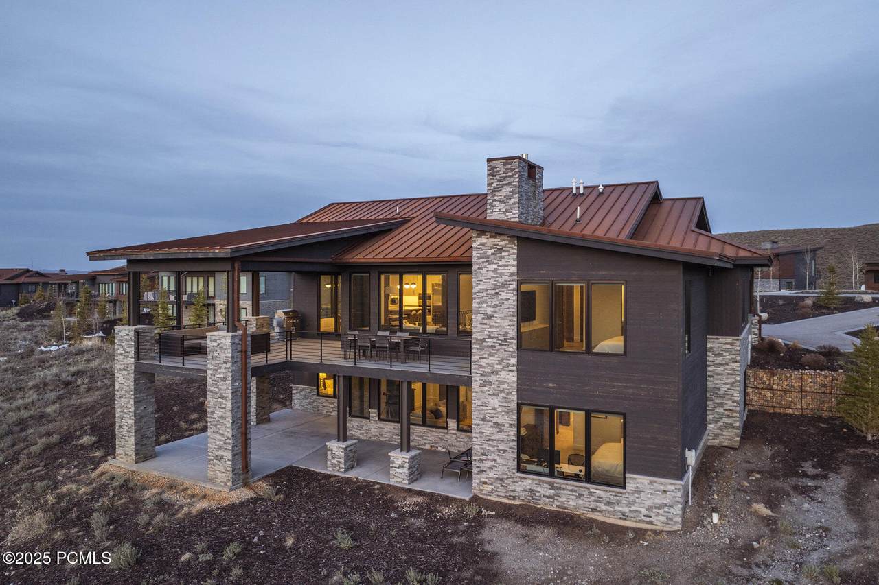 6633 Golden Bear Loop W - Photo 1