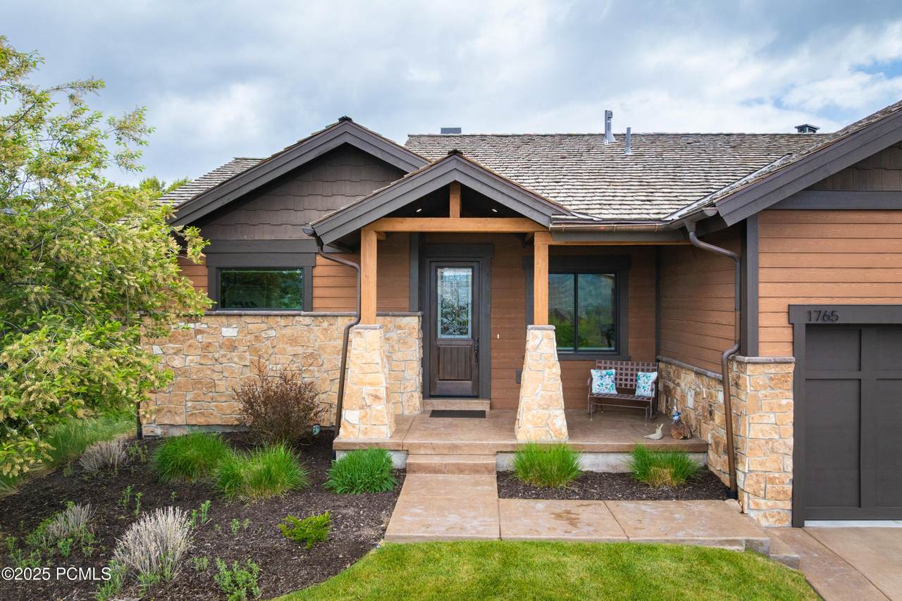 1765 Kings Peak Circle - Photo 1