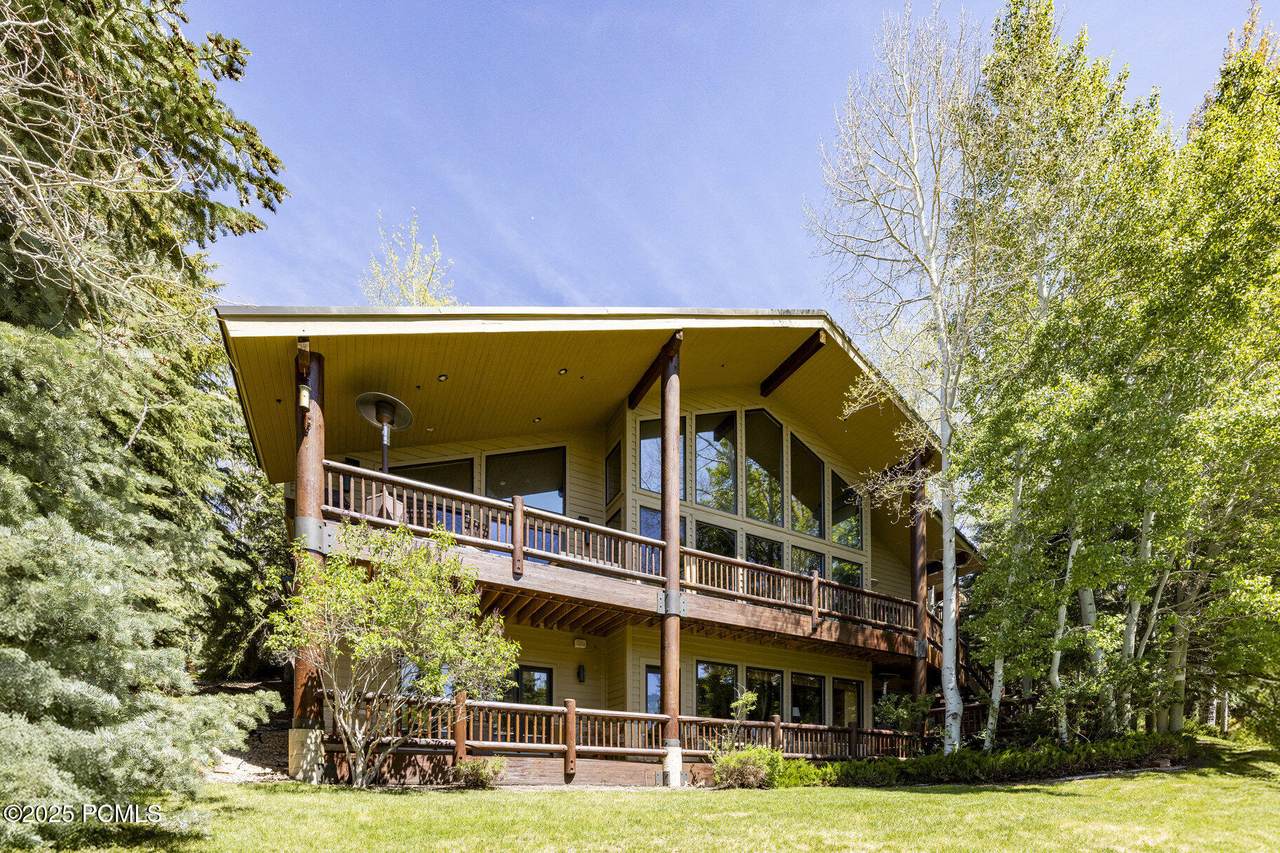 3390 Sun Ridge Drive - Photo 1