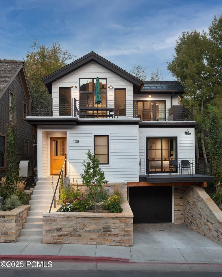 139 Main Street - Photo 1