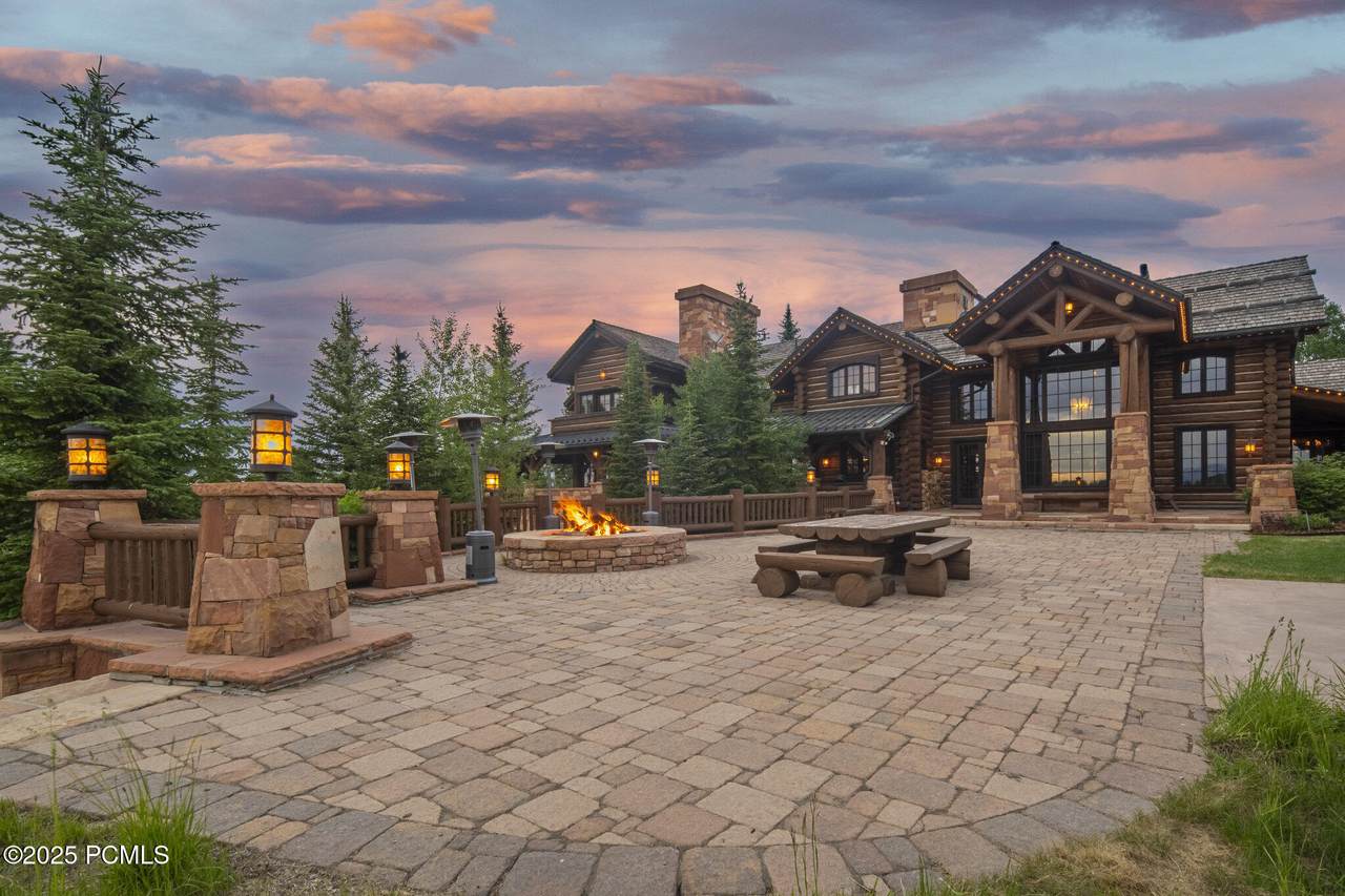 https://bt-photos.global.ssl.fastly.net/parkcity/1280_boomver_1_12502837-2.jpg