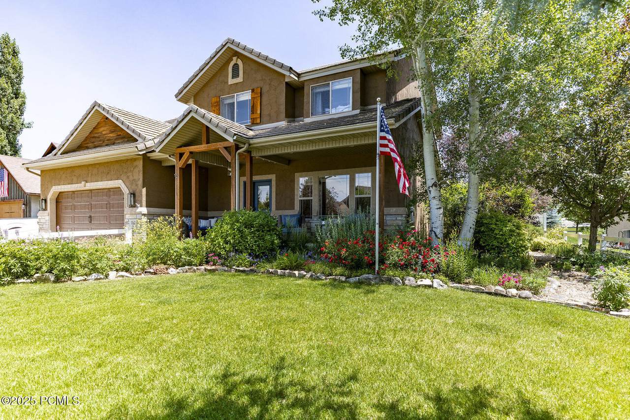 1161 East Cobblestone Drive - Photo 1
