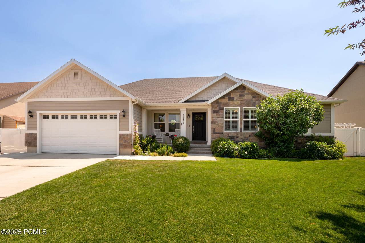 2071 500 East - Photo 1